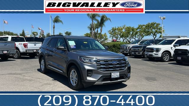 Certified 2025 Ford Explorer Active RWD image 1