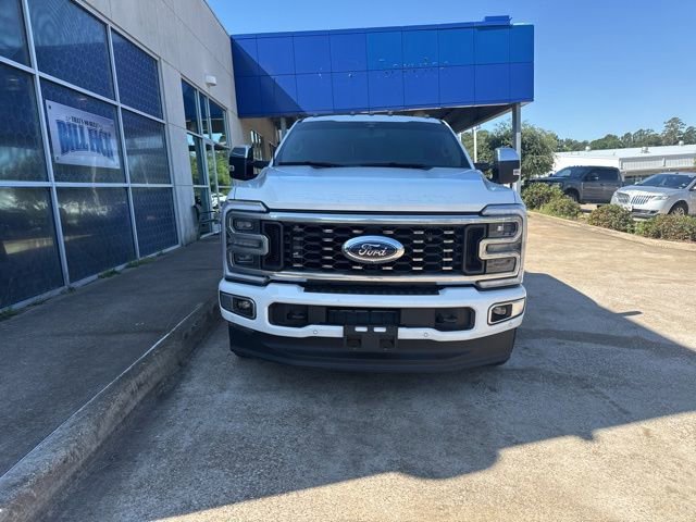 Certified 2026 Ford F350 Platinum w/ Platinum Plus Package AWD/4WD image 3