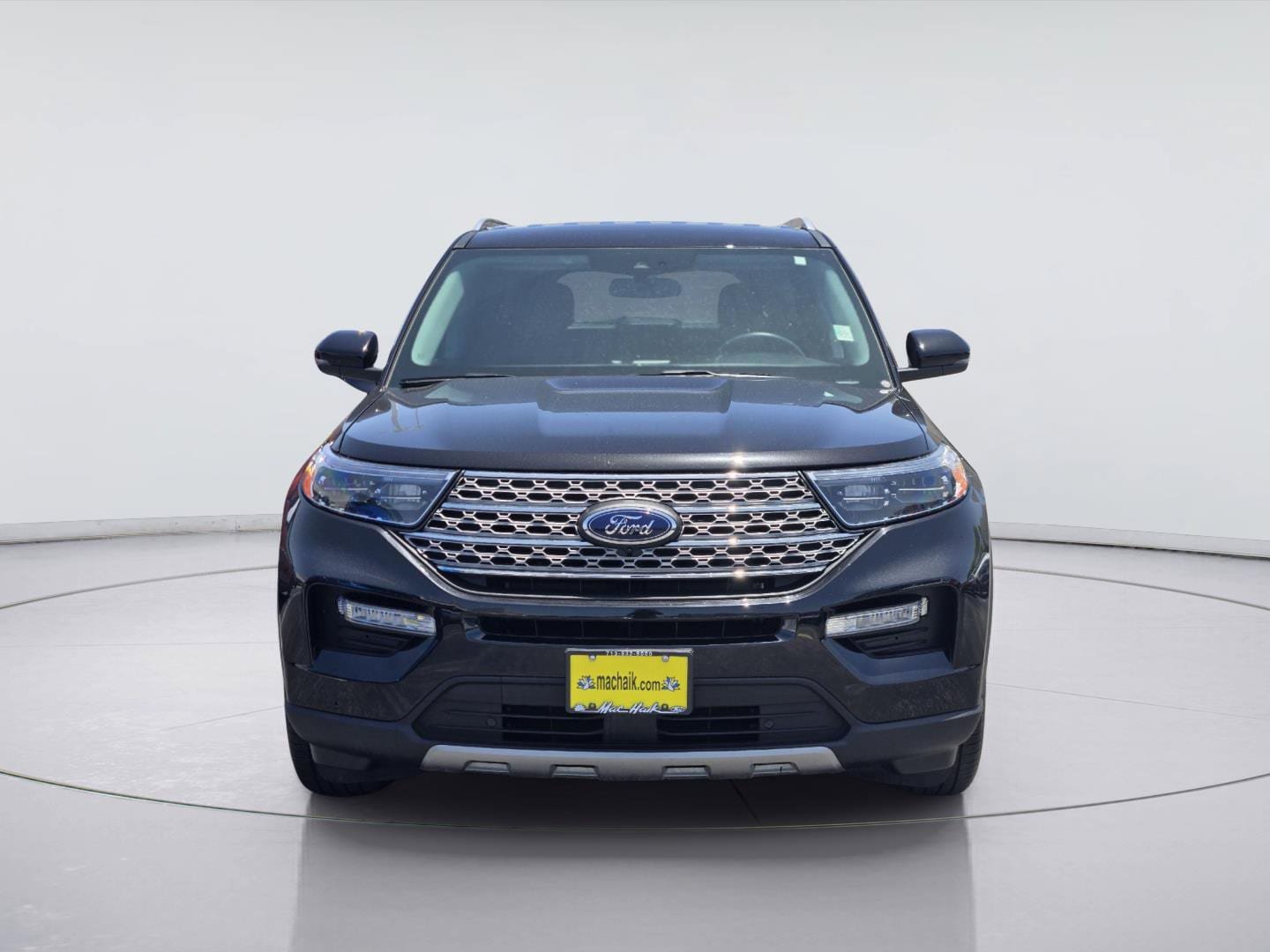 Certified 2022 Ford Explorer Limited w/ Equipment Group 301A RWD image 2