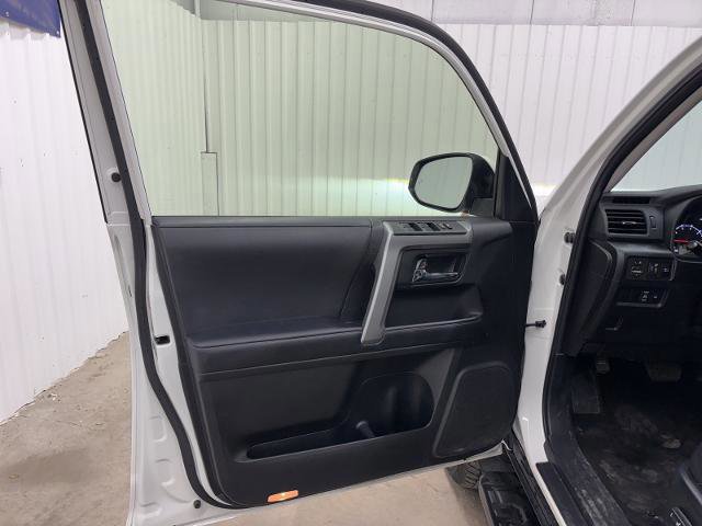 Used 2023 Toyota 4Runner SR5 Premium image 23