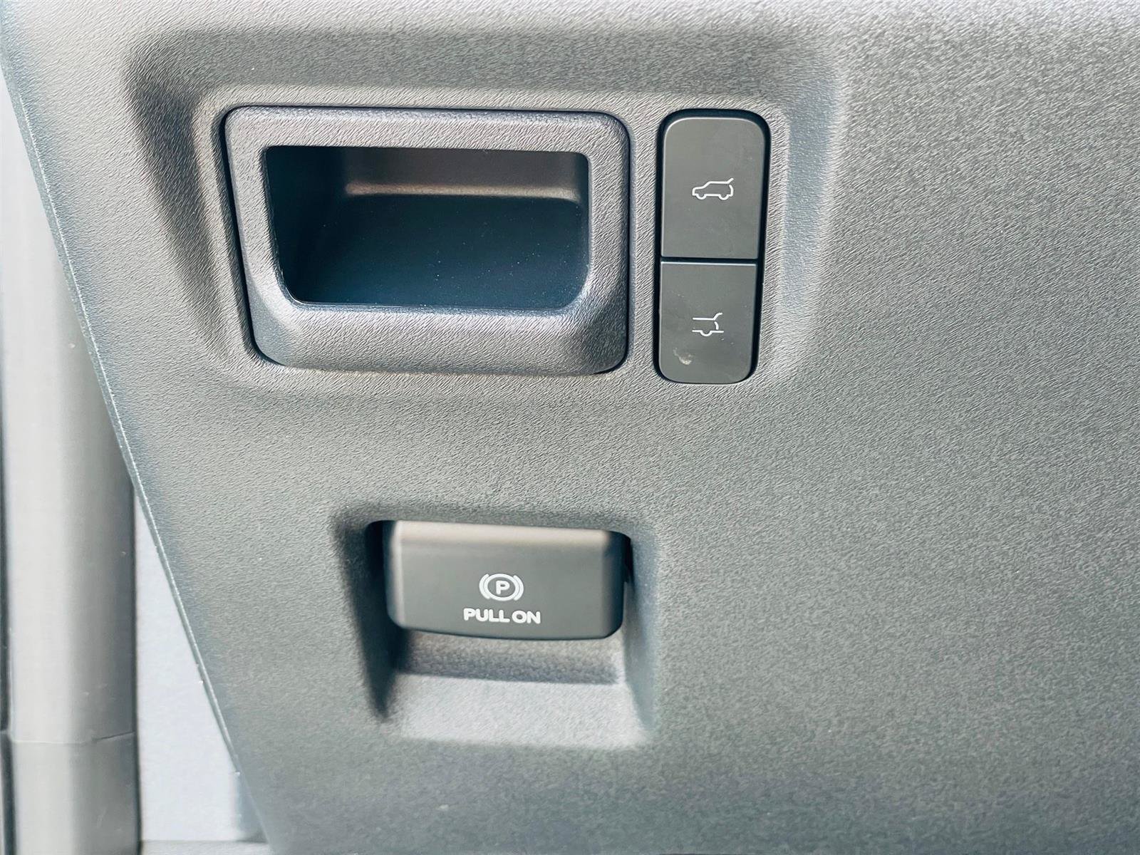 Certified 2025 Ford Expedition Active RWD image 14