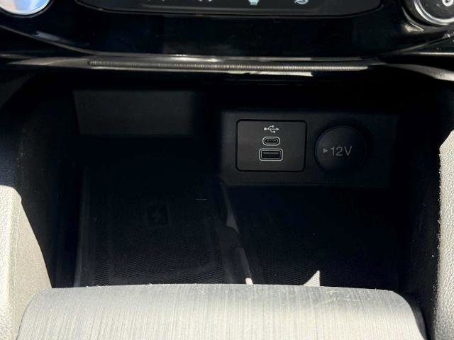 Certified 2024 Ford Escape Platinum AWD/4WD image 17