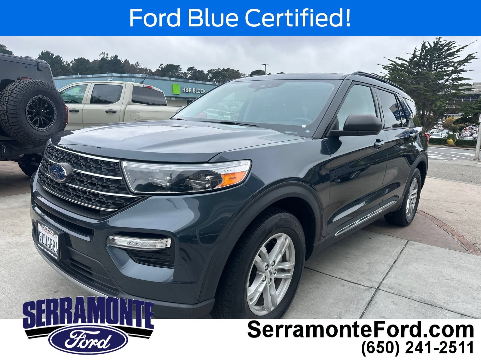 Certified 2022 Ford Explorer XLT w/ Equipment Group 202A RWD image 3