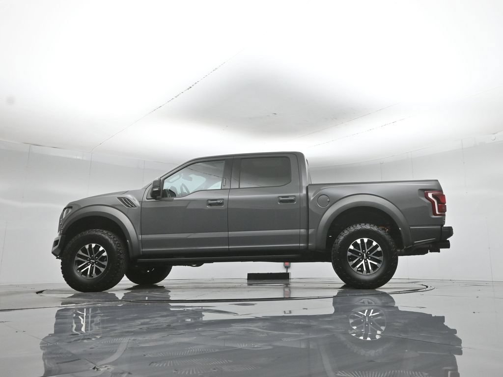 Certified 2020 Ford F150 Raptor w/ Equipment Group 802A Luxury AWD/4WD image 59