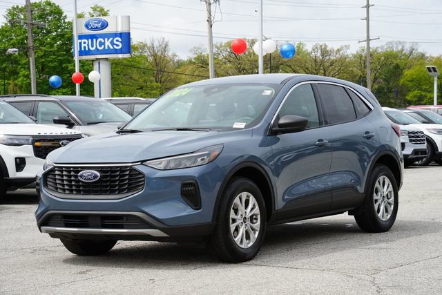 Certified 2024 Ford Escape Active AWD/4WD image 3