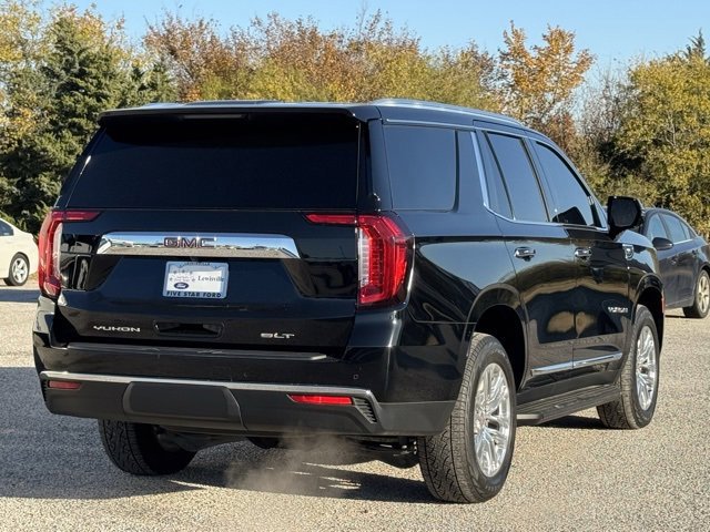Used 2021 GMC Yukon SLT w/ SLT Premium Package image 4