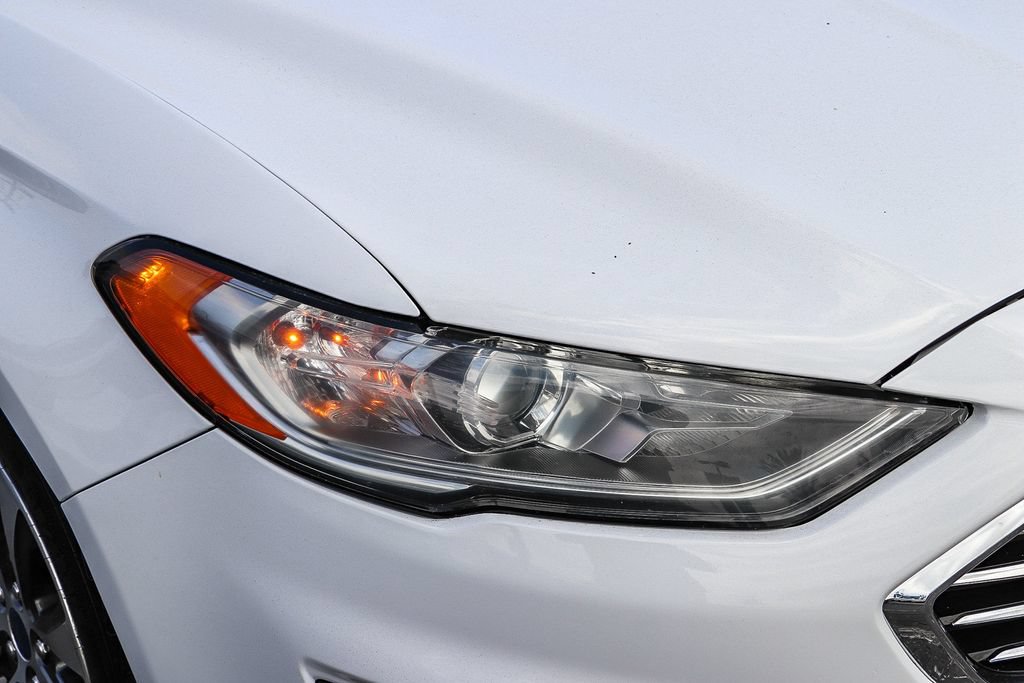 Certified 2020 Ford Fusion SE AWD/4WD image 4