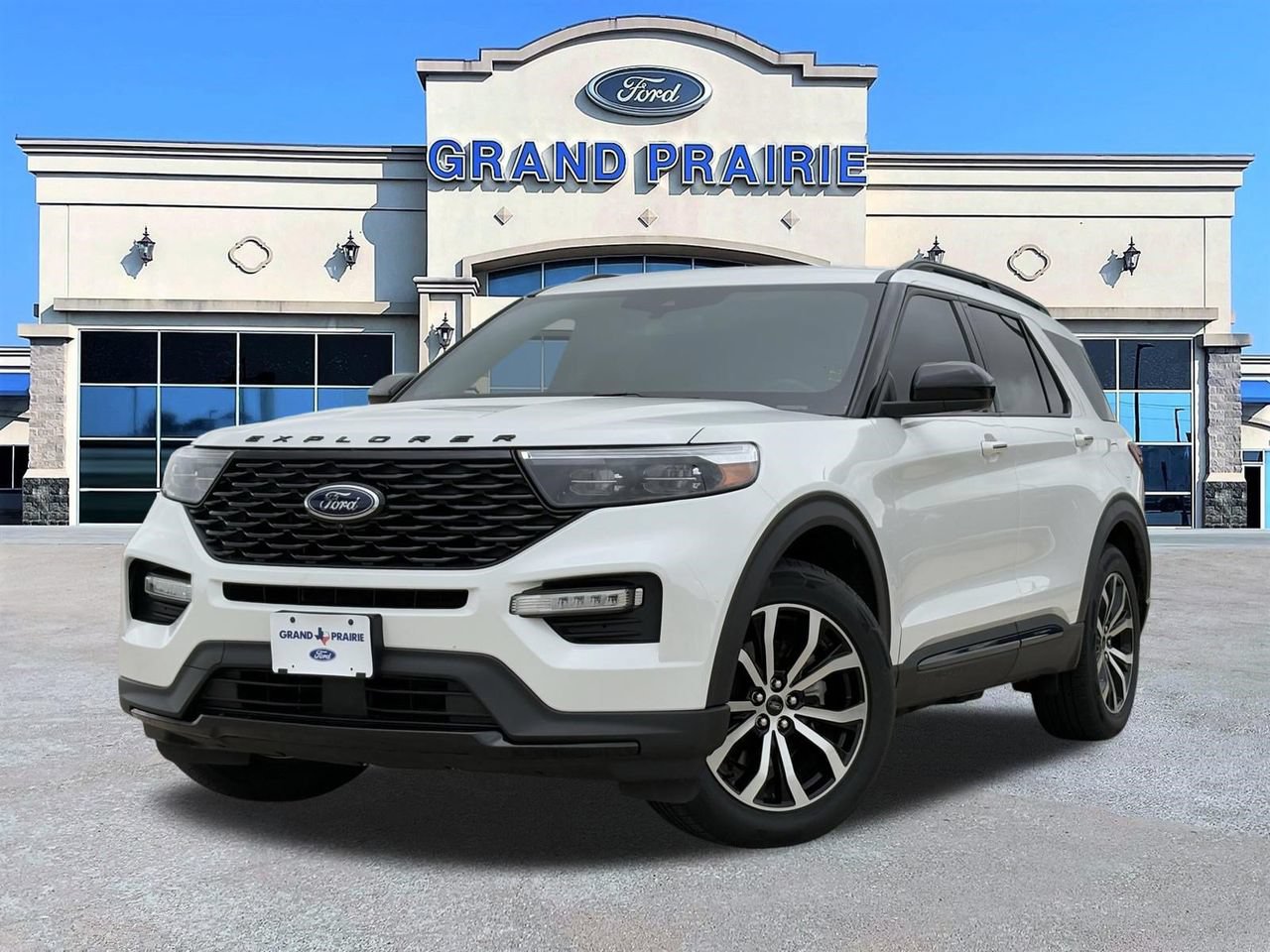 Certified 2023 Ford Explorer ST-Line w/ Class IV Trailer Tow Package