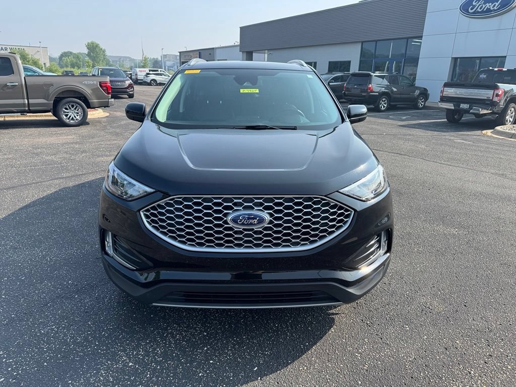 Certified 2024 Ford Edge SEL w/ Convenience Package AWD/4WD image 10