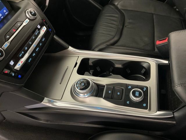 Certified 2020 Ford Explorer Platinum w/ Premium Technology Package image 19