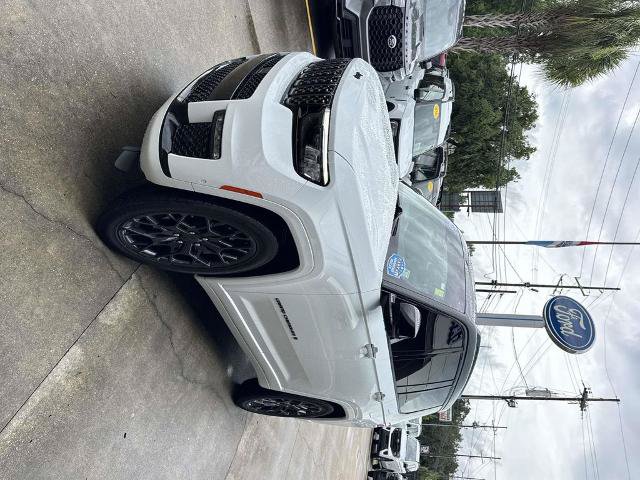Used 2025 Jeep Grand Cherokee L Summit AWD/4WD image 3