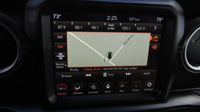 Used 2023 Jeep Wrangler Unlimited Sahara w/ Cold Weather Group image 10