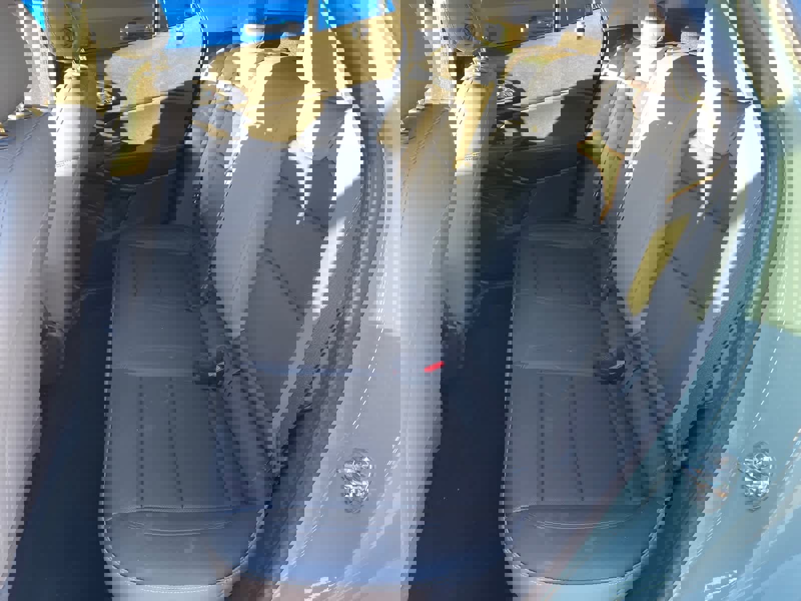 Used 2025 Chevrolet Trax ACTIV w/ Sunroof Package image 17