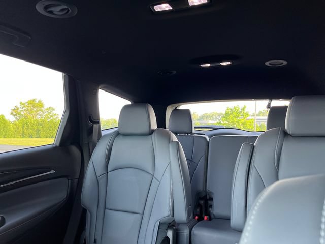Used 2023 Buick Enclave Essence w/ LPO, Touring Package FWD image 16