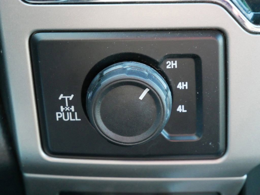 Certified 2022 Ford F250 Lariat w/ Chrome Package image 23