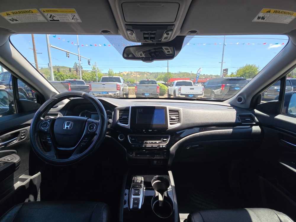 Used 2017 Honda Pilot Elite image 15