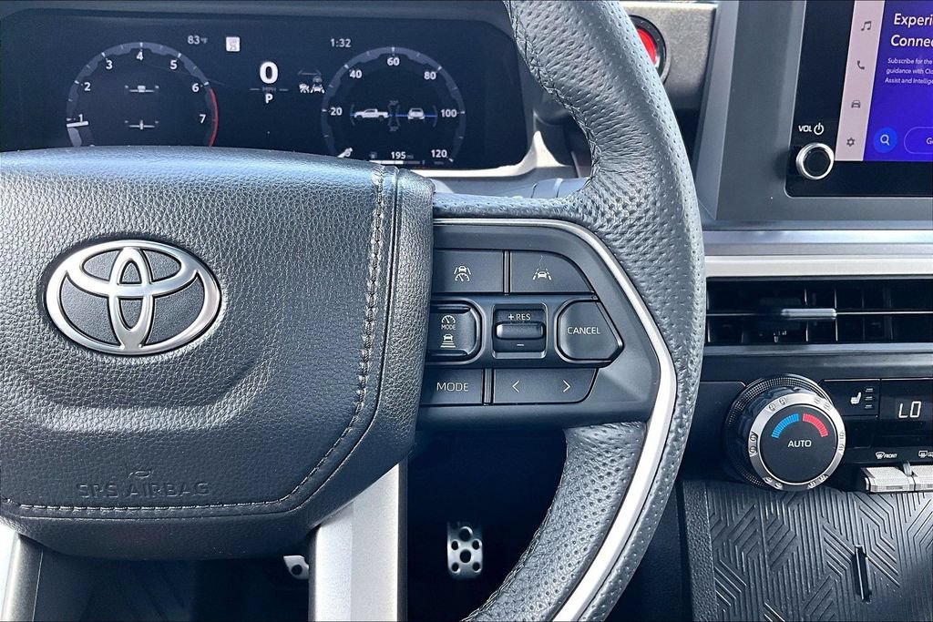 Used 2025 Toyota Tacoma TRD Sport AWD/4WD image 20