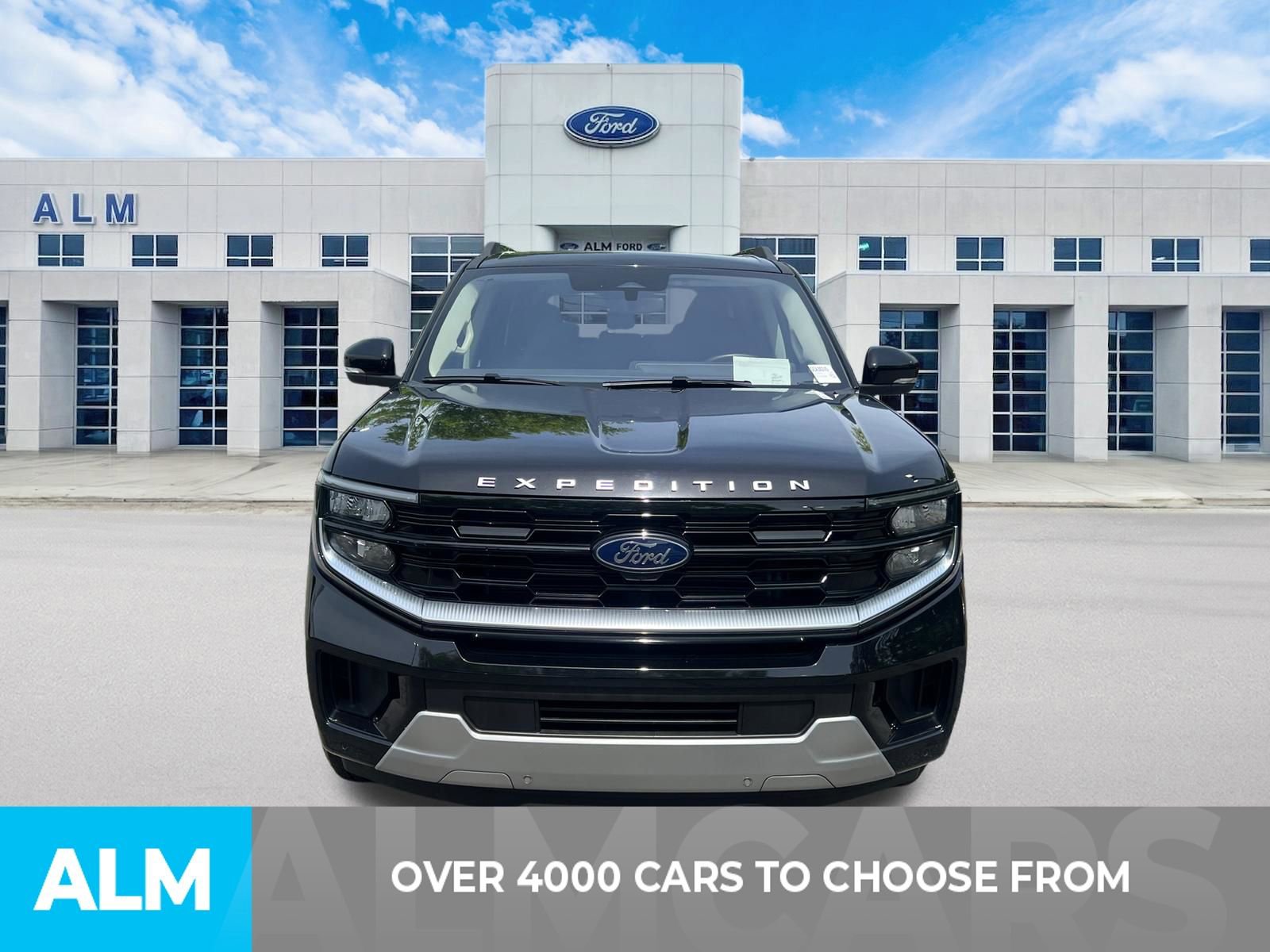 Certified 2025 Ford Expedition Platinum AWD/4WD image 2