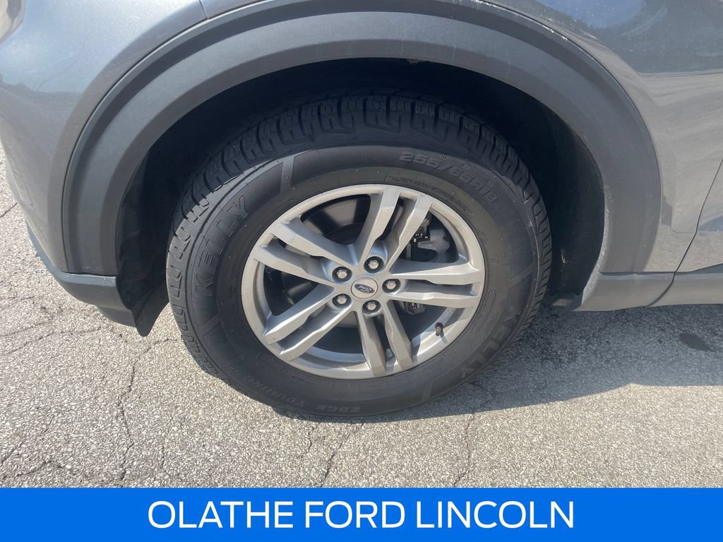 Certified 2023 Ford Explorer XLT w/ Equipment Group 202A AWD/4WD image 30