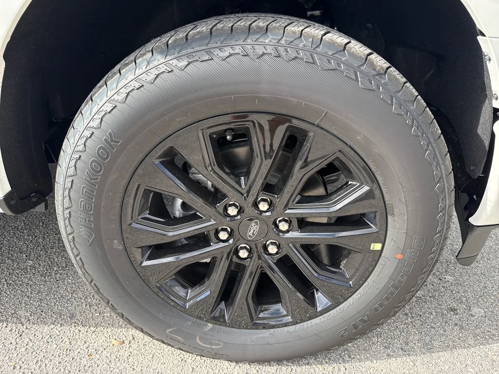 Certified 2025 Ford F150 Lariat w/ Equipment Group 501A Mid image 17