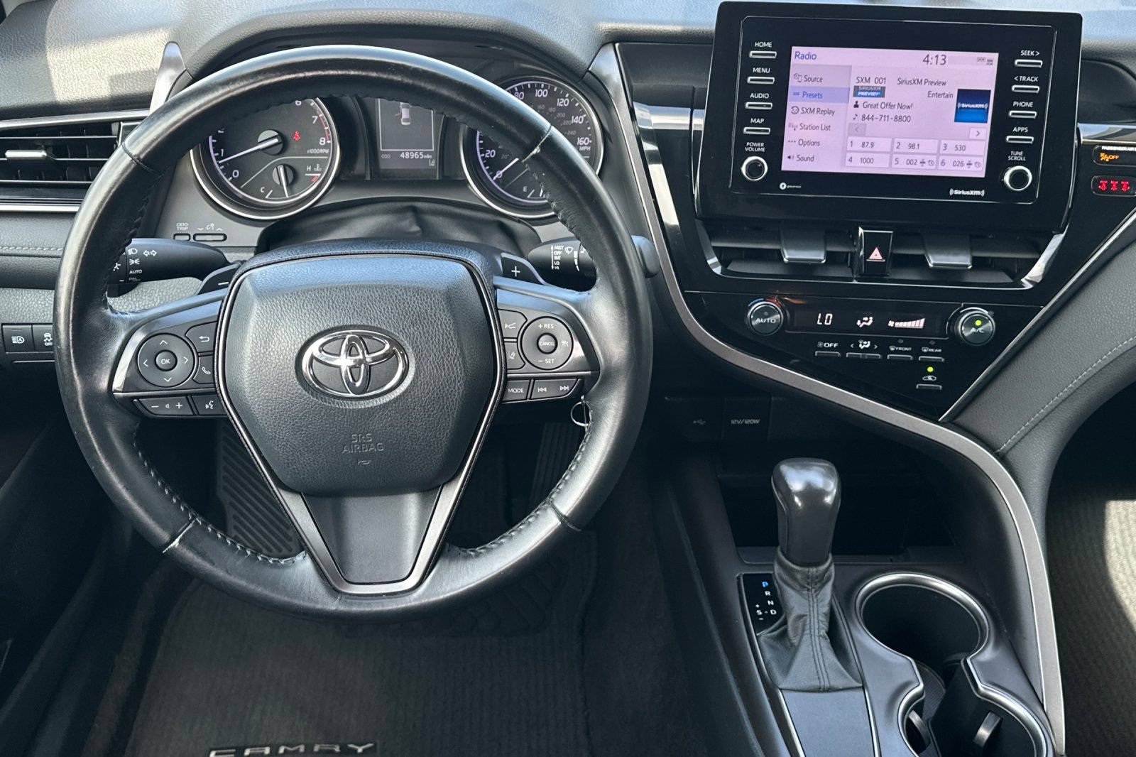 Used 2021 Toyota Camry SE w/ Carpet Mat Package (TMS) FWD image 13
