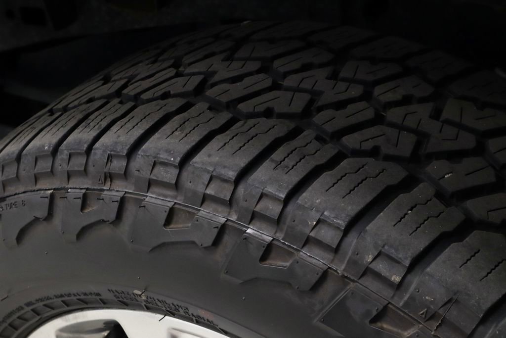 Certified 2021 Ford F150 Platinum w/ Equipment Group 701A High image 21