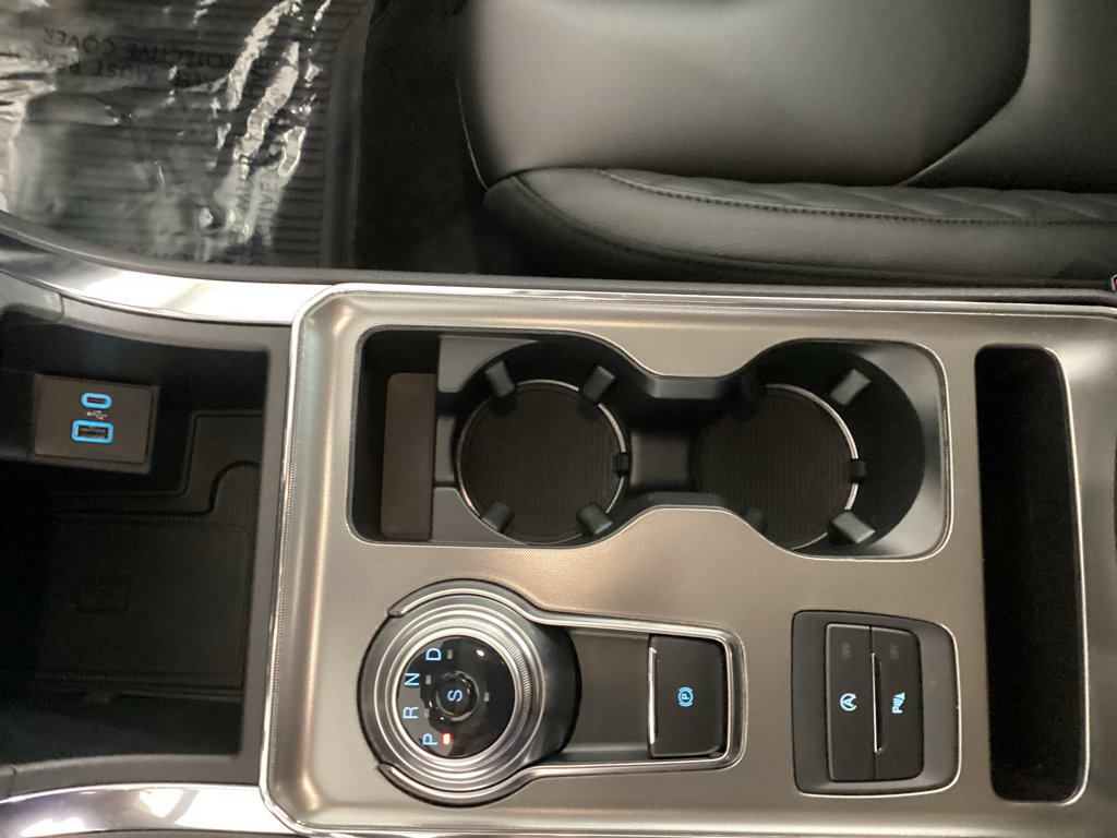 Certified 2024 Ford Edge Titanium AWD/4WD image 24