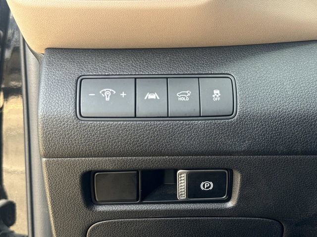 Used 2023 Hyundai Santa Fe SEL FWD image 28