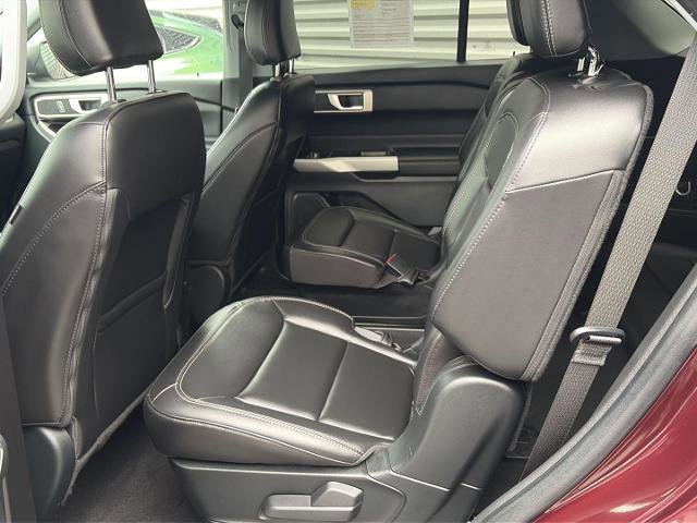 Certified 2023 Ford Explorer XLT w/ Equipment Group 202A AWD/4WD image 15
