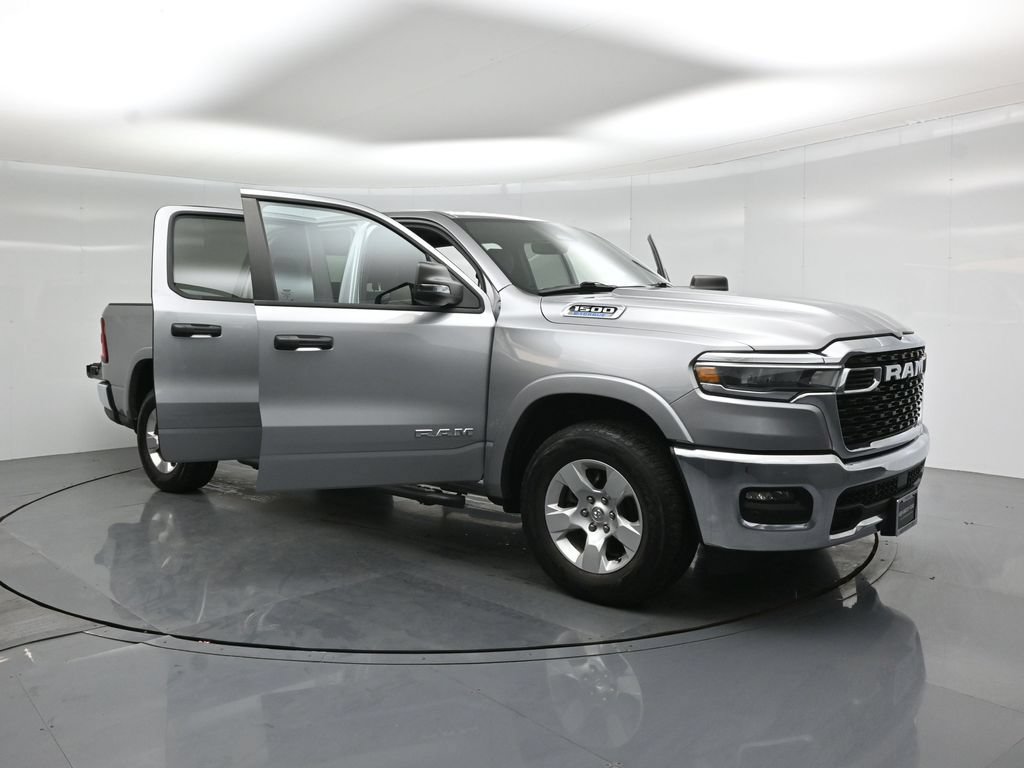 Used 2025 RAM 1500 Big Horn RWD image 30