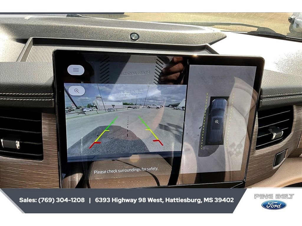 Certified 2024 Ford Expedition Limited AWD/4WD image 13