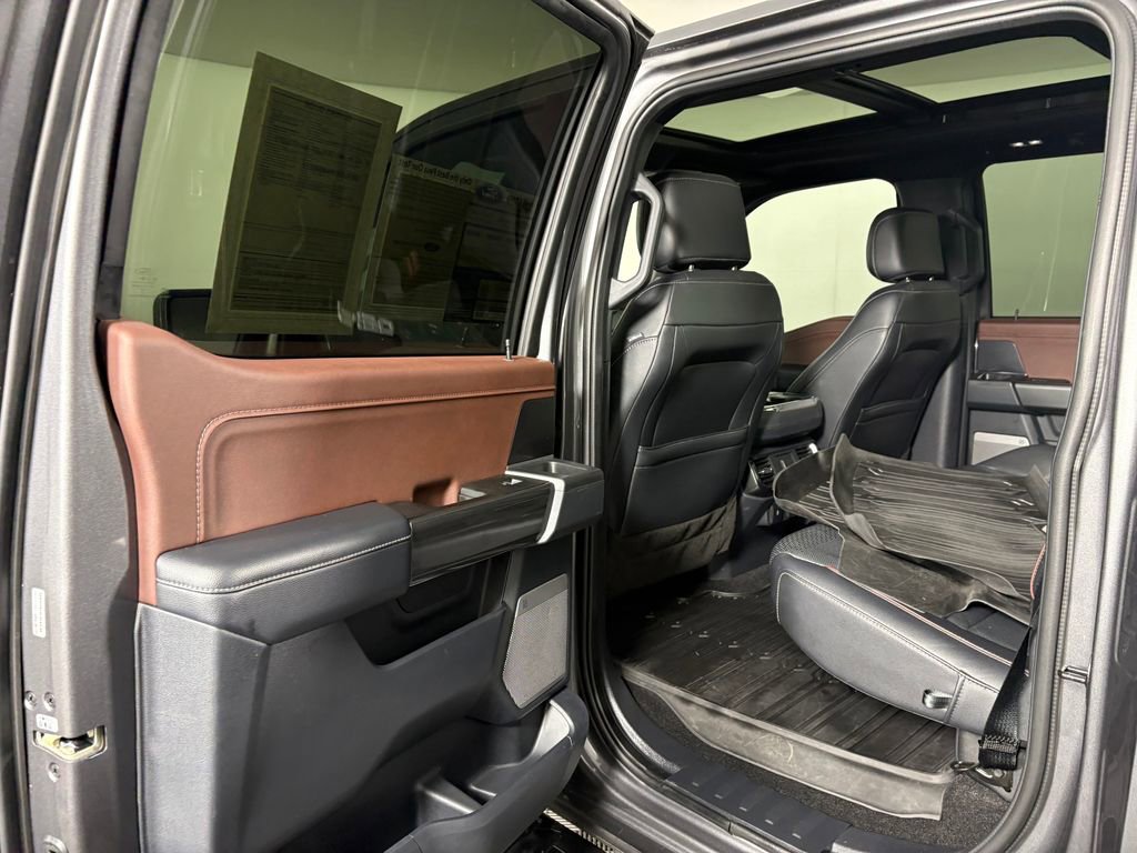 Certified 2022 Ford F150 Lariat w/ Max Trailer Tow Package AWD/4WD image 29