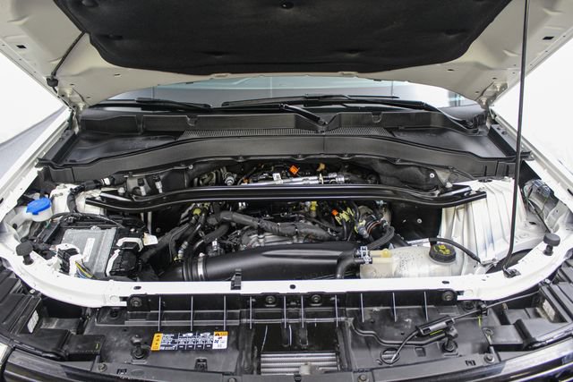 Certified 2025 Ford Explorer ST-Line w/ Premium Package RWD image 11