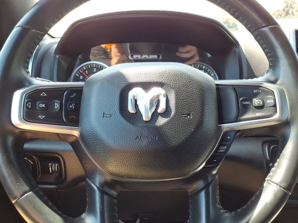 Used 2024 RAM 1500 Big Horn AWD/4WD image 24