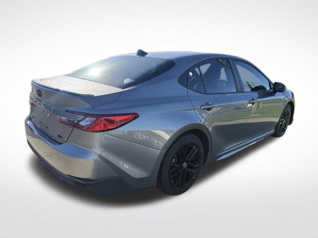 Used 2025 Toyota Camry SE FWD image 9