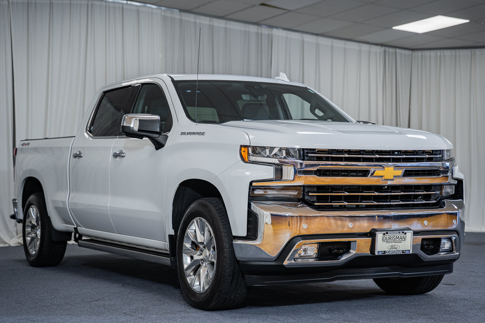 Used 2020 Chevrolet Silverado 1500 LTZ w/ LTZ Premium Package AWD/4WD image 1