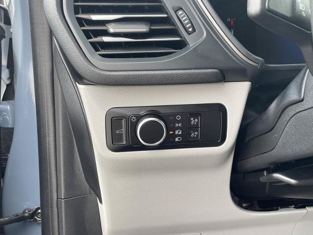 Certified 2023 Ford Escape Active AWD/4WD image 17