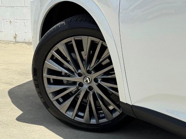 Used 2024 Lexus RX 350 w/ Convenience Package AWD/4WD image 19