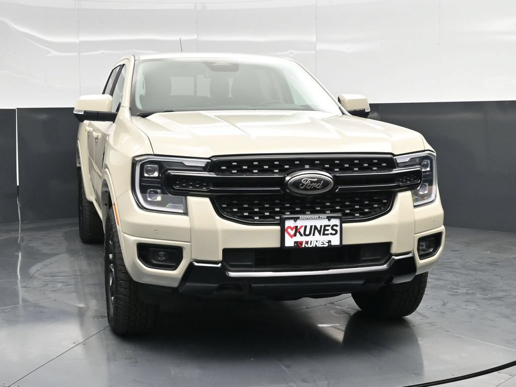 Certified 2025 Ford Ranger Lariat w/ FX4 Off-Road Package AWD/4WD image 4
