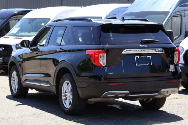 Certified 2023 Ford Explorer XLT w/ Equipment Group 202A AWD/4WD image 5