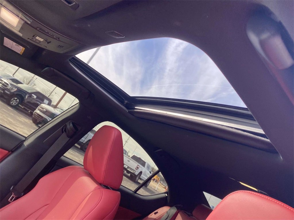 Used 2024 Lexus IS 500 image 18