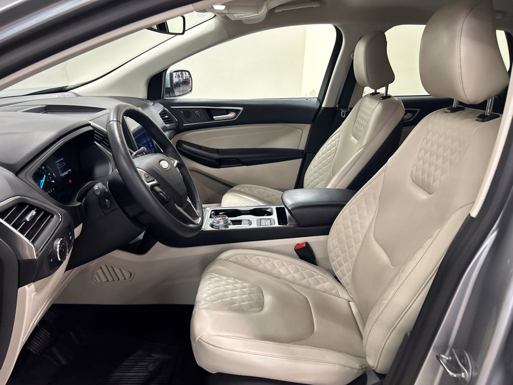 Certified 2024 Ford Edge Titanium AWD/4WD image 10