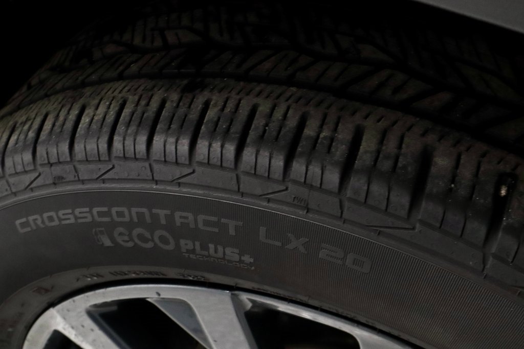 Used 2023 Chevrolet Traverse RS w/ LPO, Floor Liner Package image 20