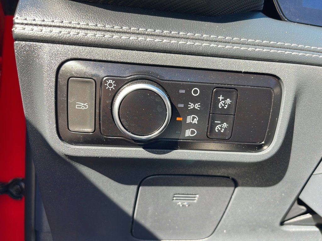 Certified 2024 Ford Mustang Premium image 27