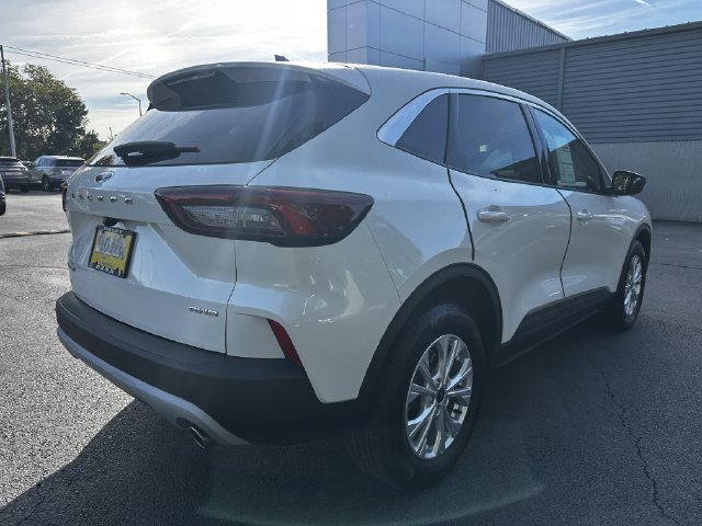 Certified 2023 Ford Escape Active AWD/4WD image 5