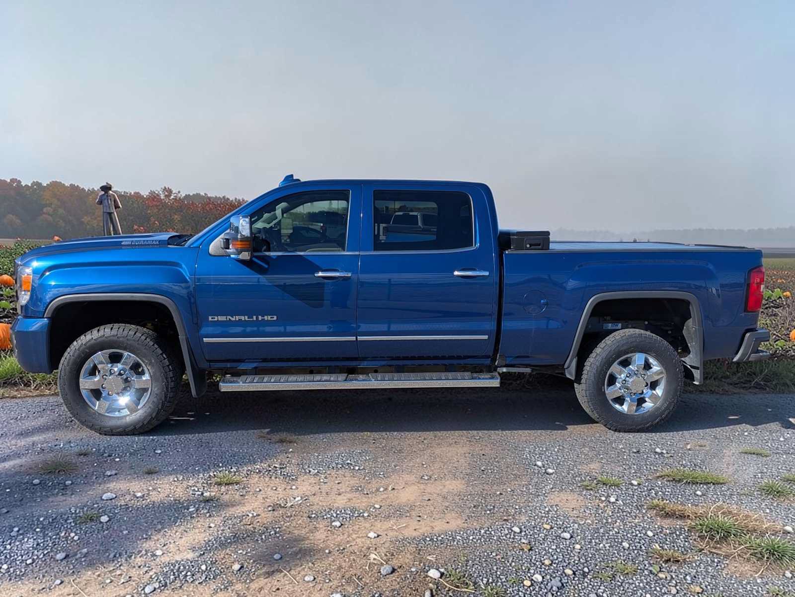 Used 2017 GMC Sierra 3500 Denali w/ Duramax Plus Package AWD/4WD image 3