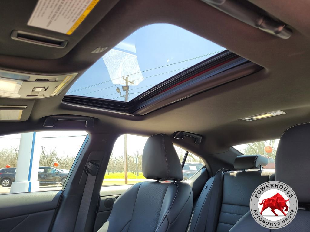 Used 2022 Lexus IS 350 F Sport RWD image 22