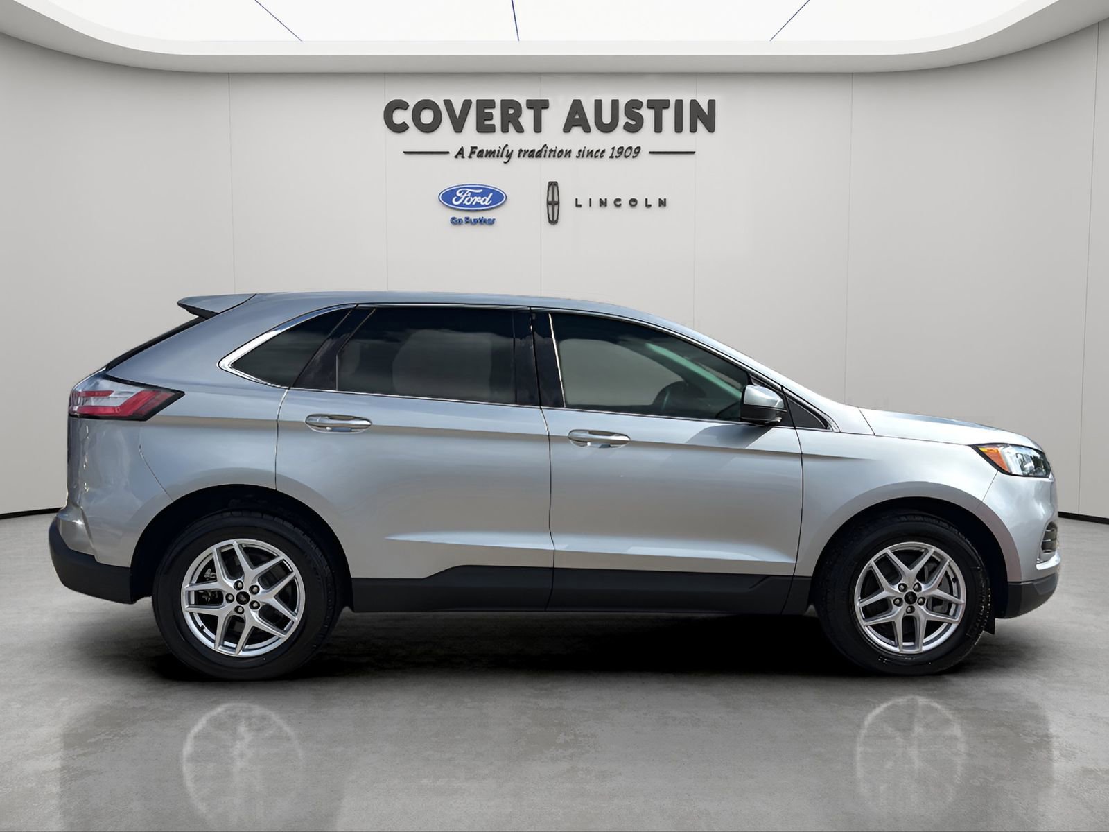 Certified 2023 Ford Edge SEL w/ Convenience Package AWD/4WD image 6