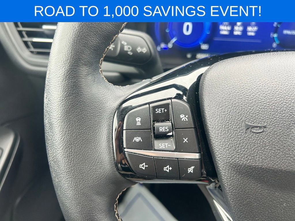 Certified 2022 Ford Escape Titanium w/ Titanium Elite Package image 32