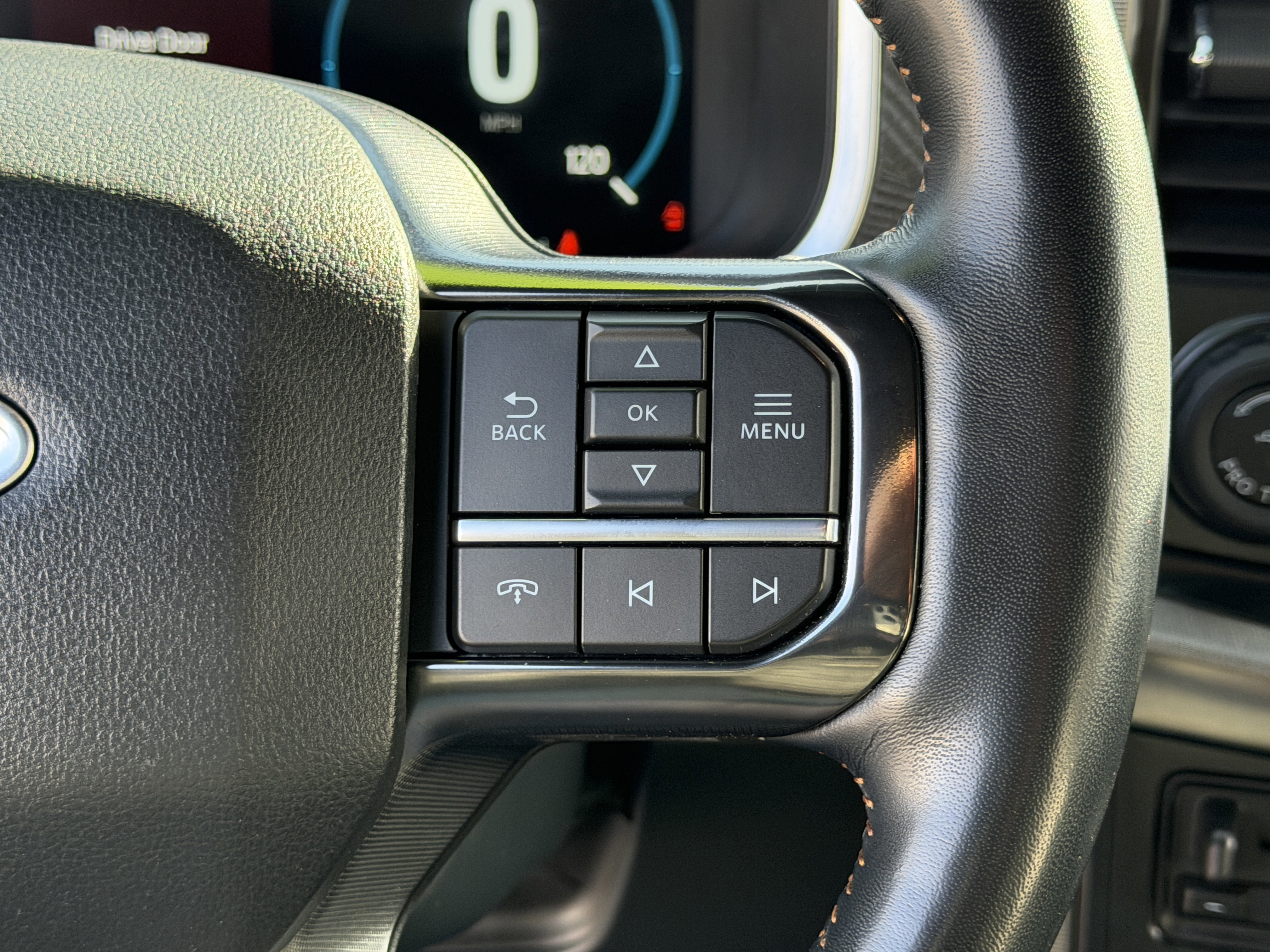 Certified 2022 Ford F150 Platinum w/ Equipment Group 701A High image 16